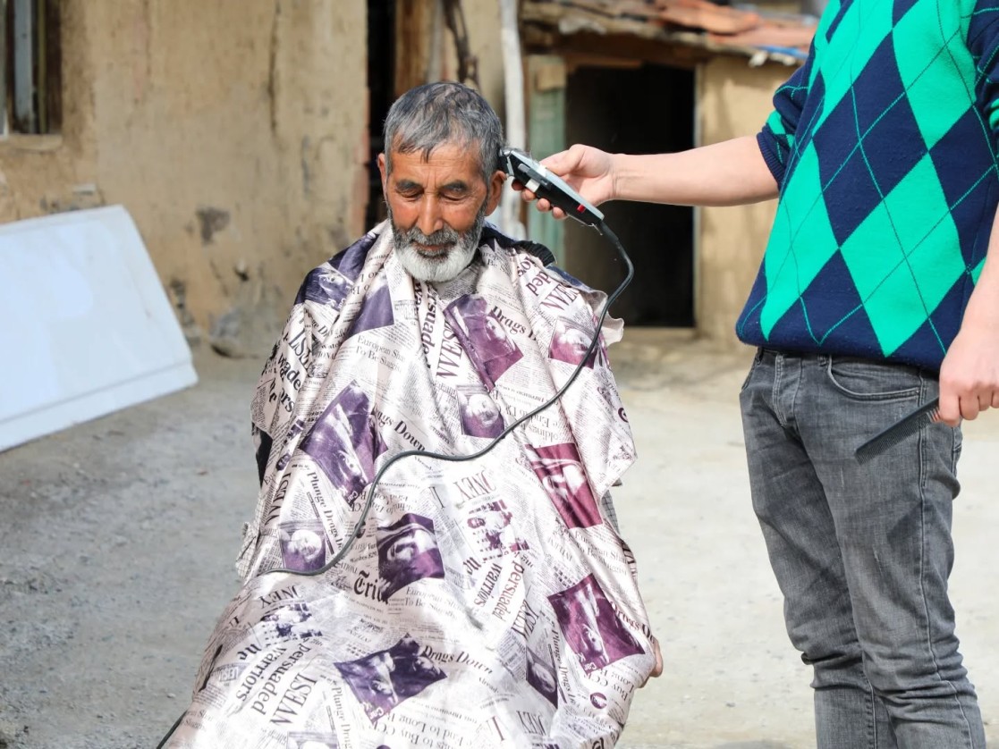 Belediye olarak, başımızın tacı yaşlılarımızı ve özel gereksinimli vat...